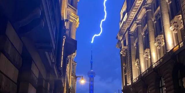 澳洲10手机平台-澳洲10(中国)
防雷解析上海东方明珠“接闪”