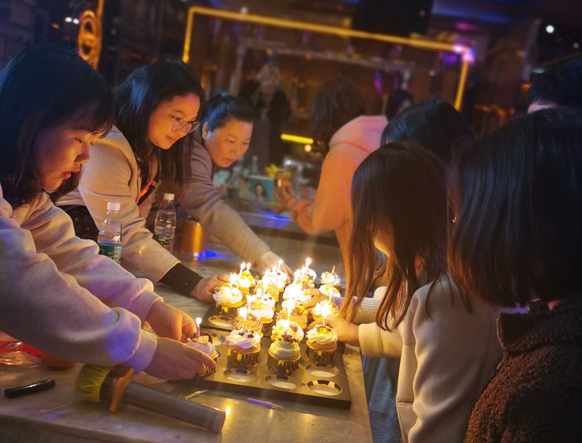 HIGH唱KTV！——澳洲10手机平台-澳洲10(中国)
防雷第一期员工生日会